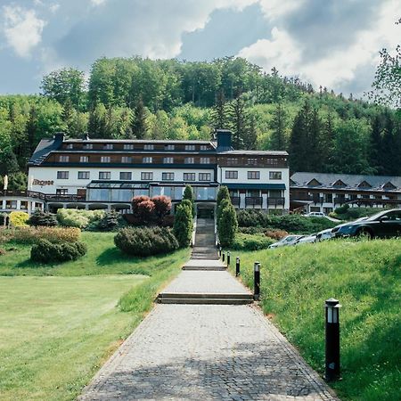 Hotel Troyer Trojanovice Buitenkant foto